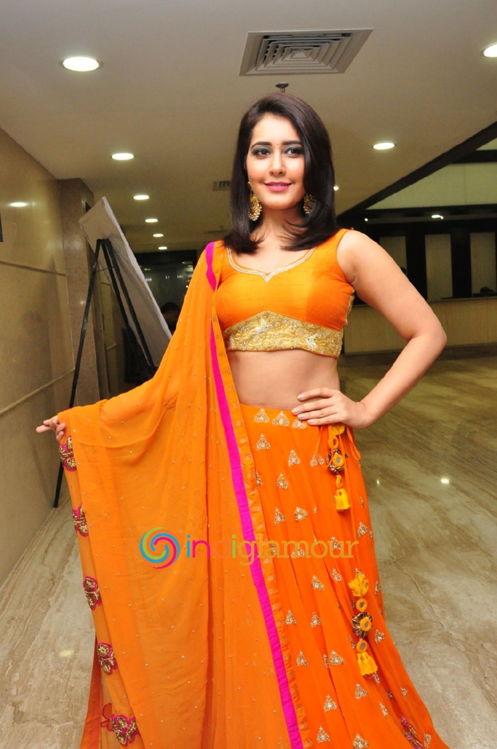 Rashi Khanna Actress hd photo
