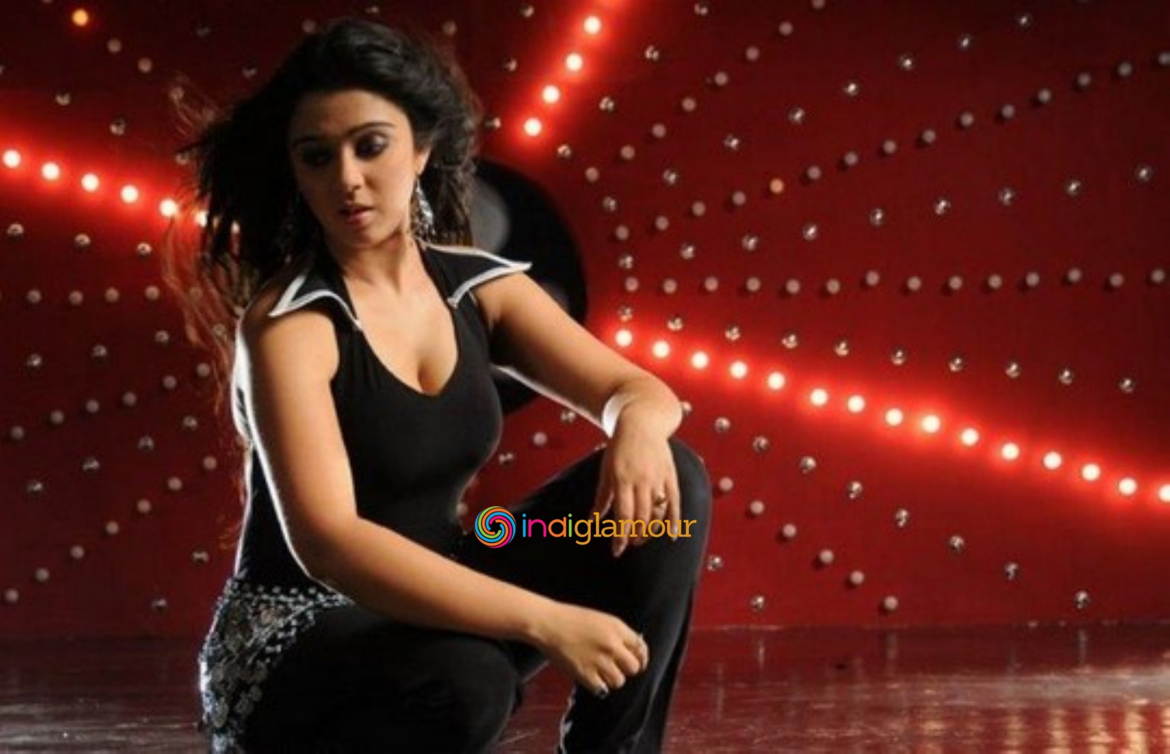 Charmy Kaur Actress hd photo
