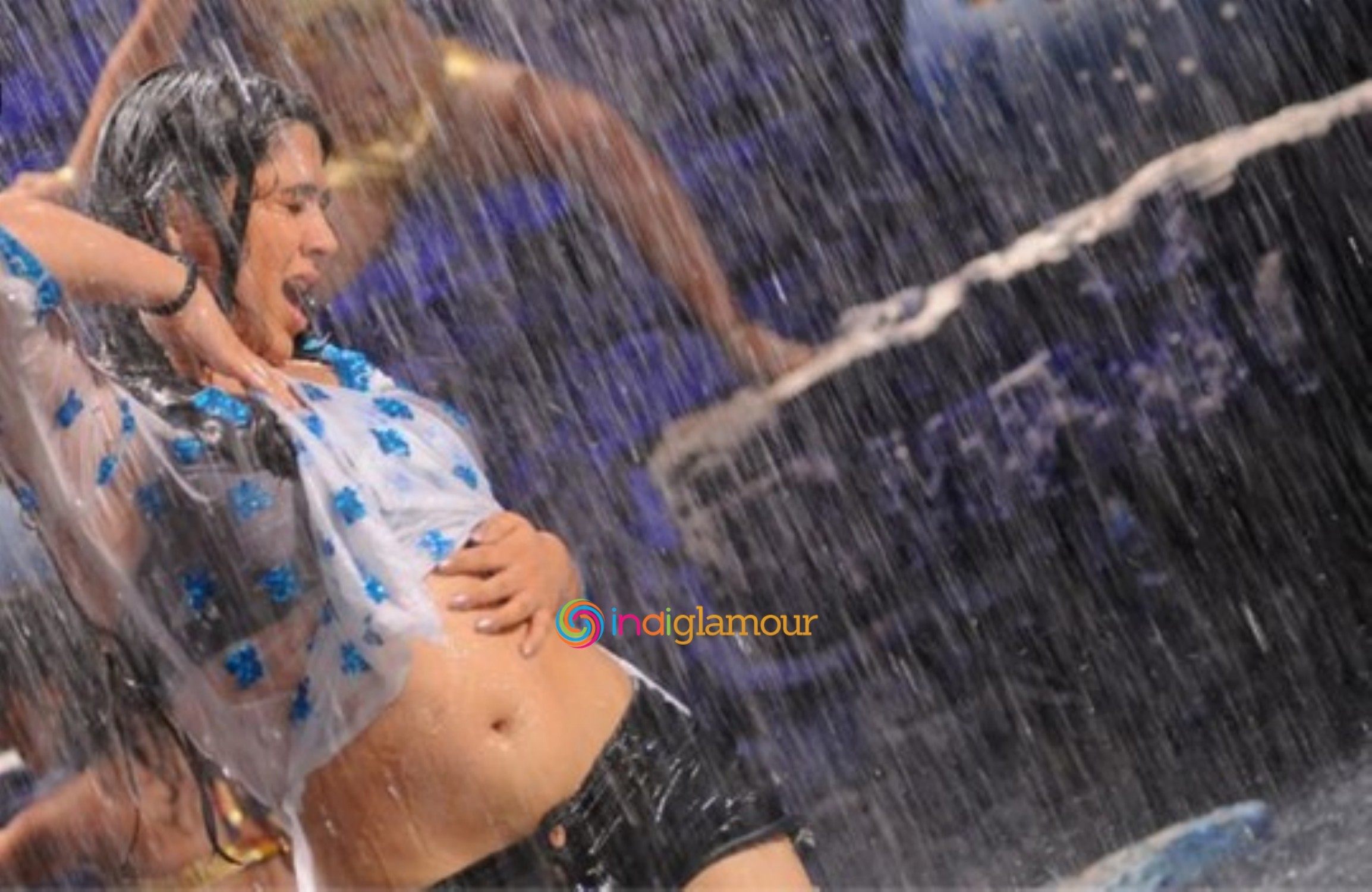Charmy Kaur Actress hd photo