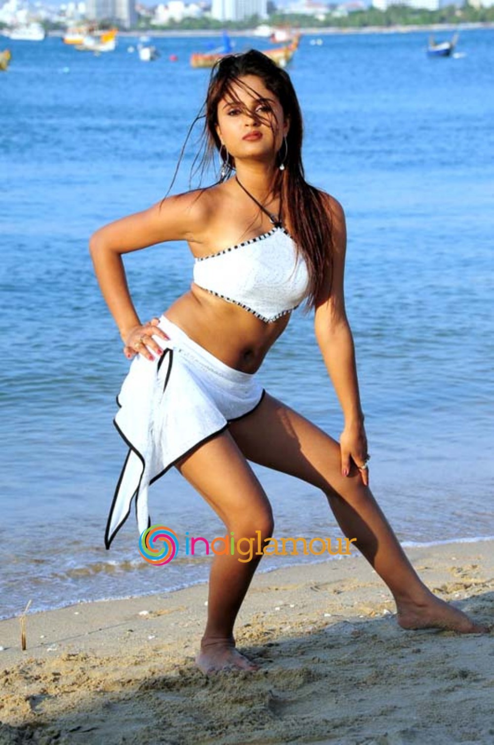 Aphiya Actress hd photo