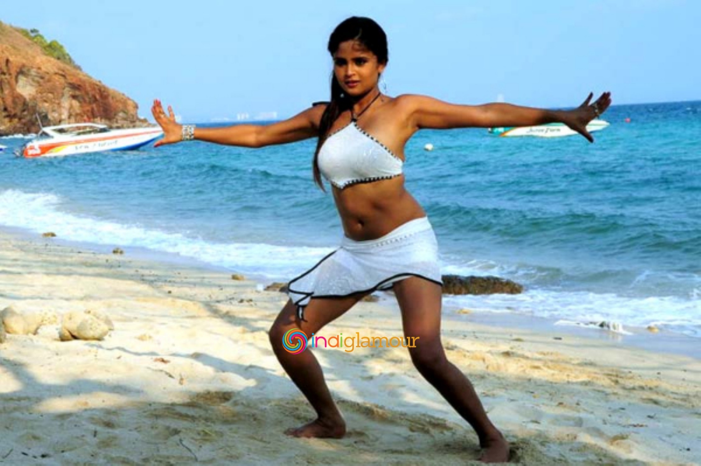 Aphiya Actress hd photo