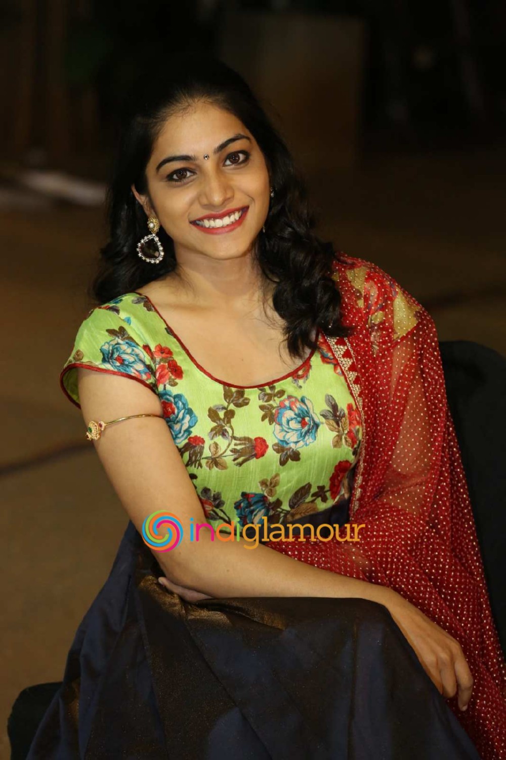 Punarnavi Bhupalam Actress hd photo