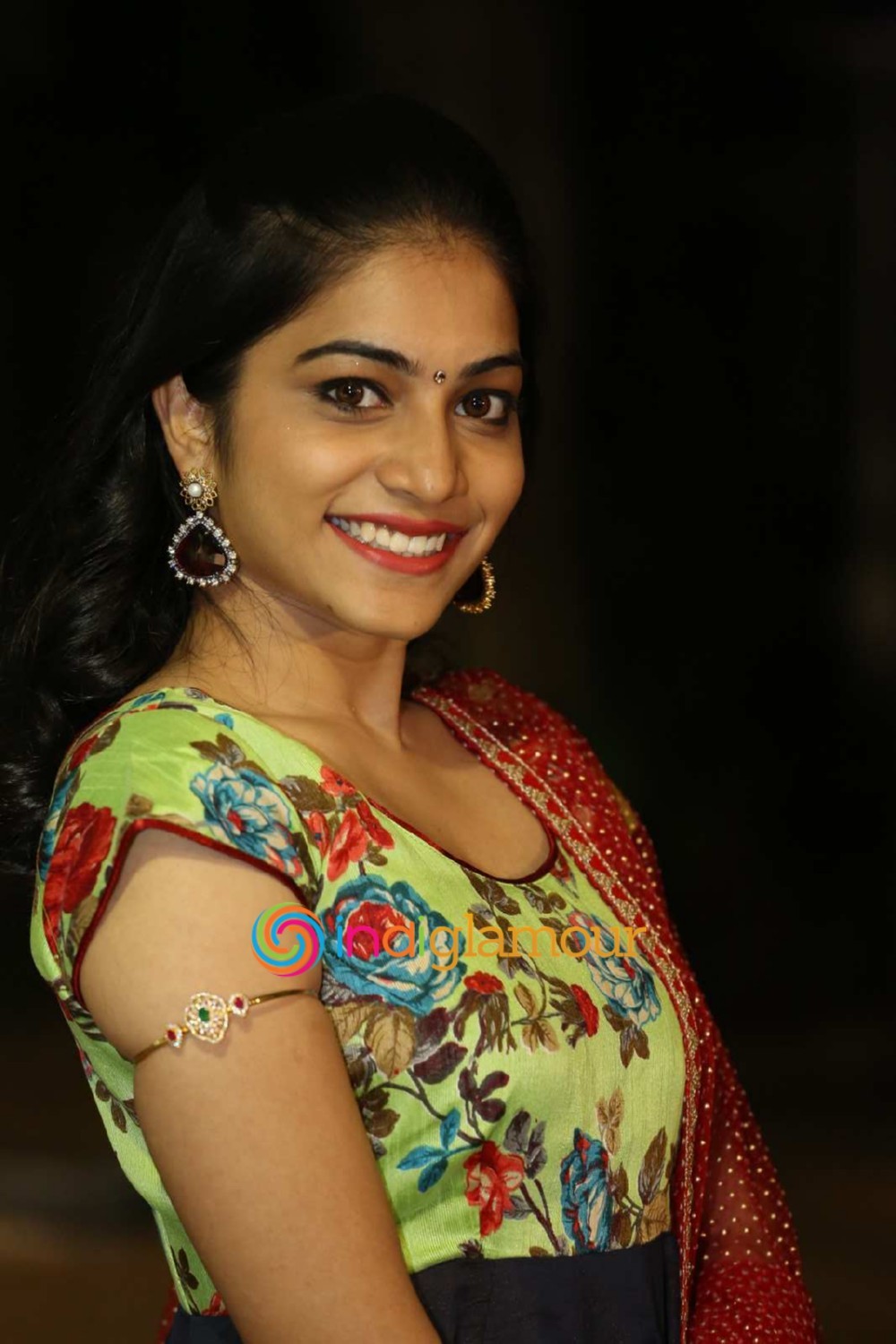 Punarnavi Bhupalam Actress hd photo