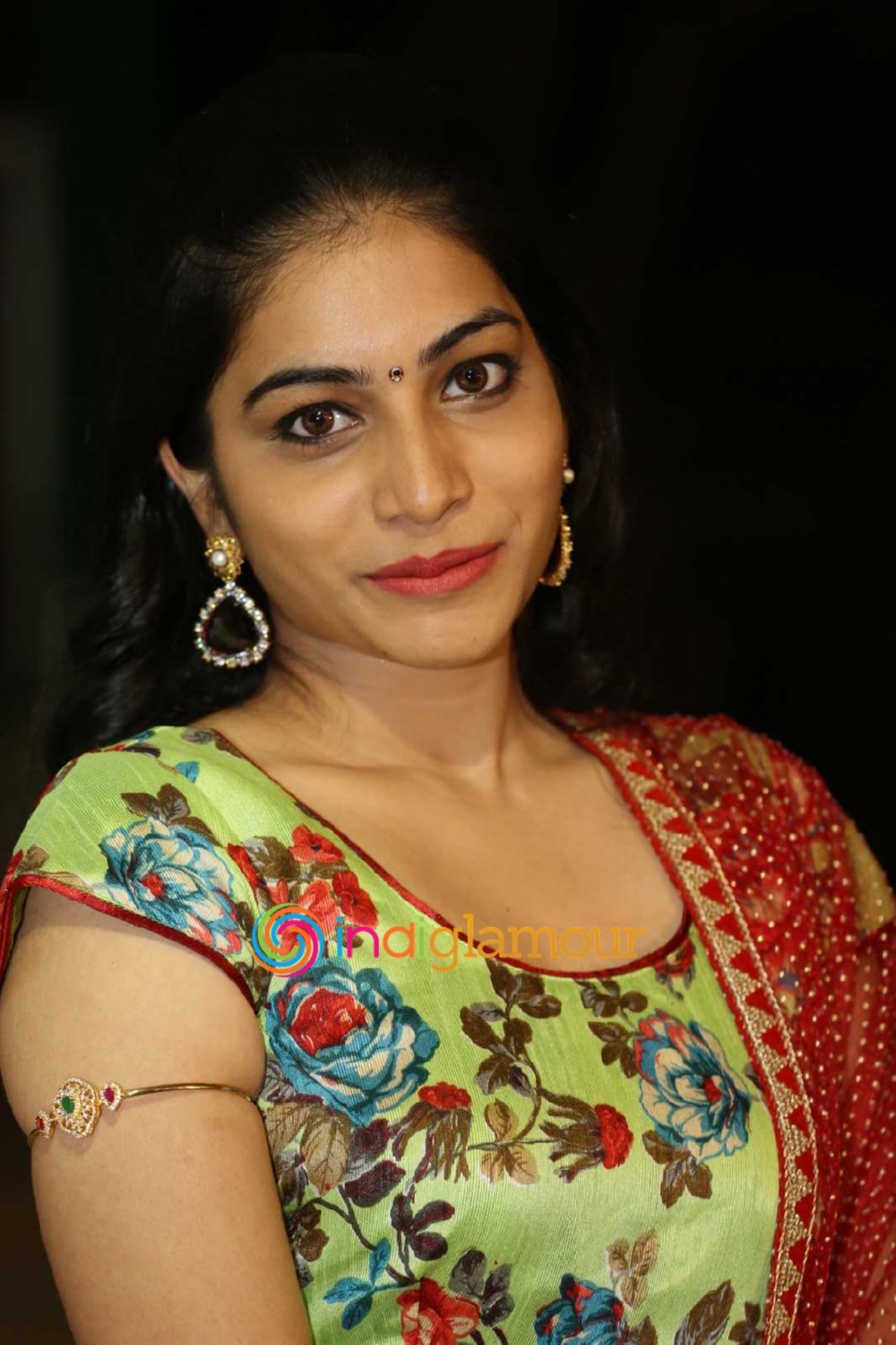 Punarnavi Bhupalam Actress hd photo