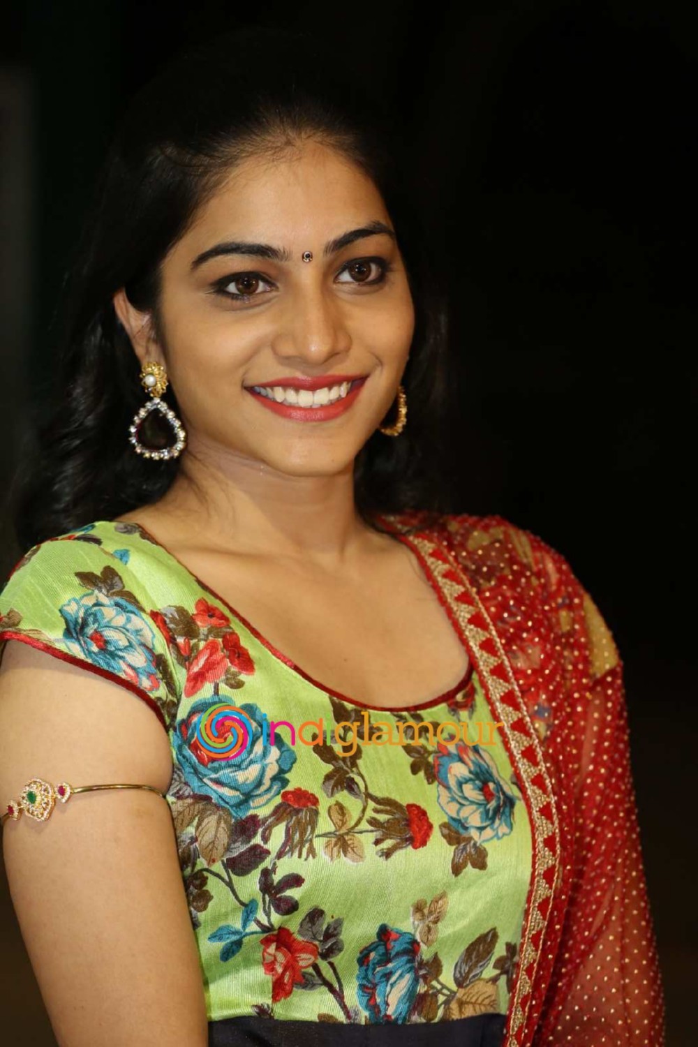 Punarnavi Bhupalam Actress hd photo