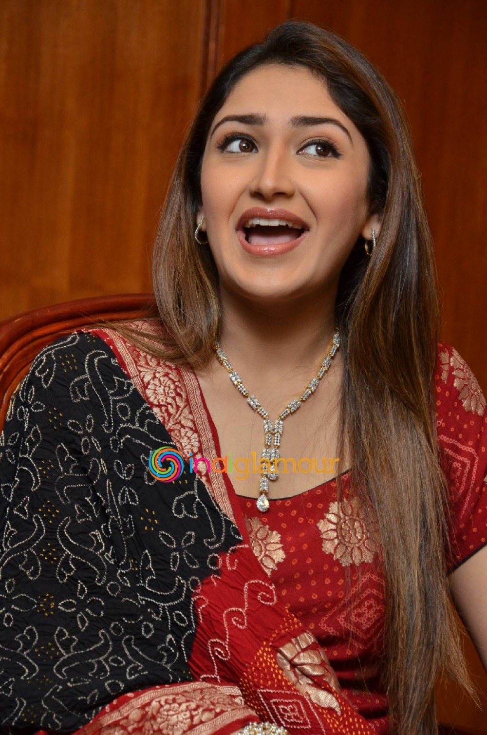 Sayesha Saigal Actress hd photo