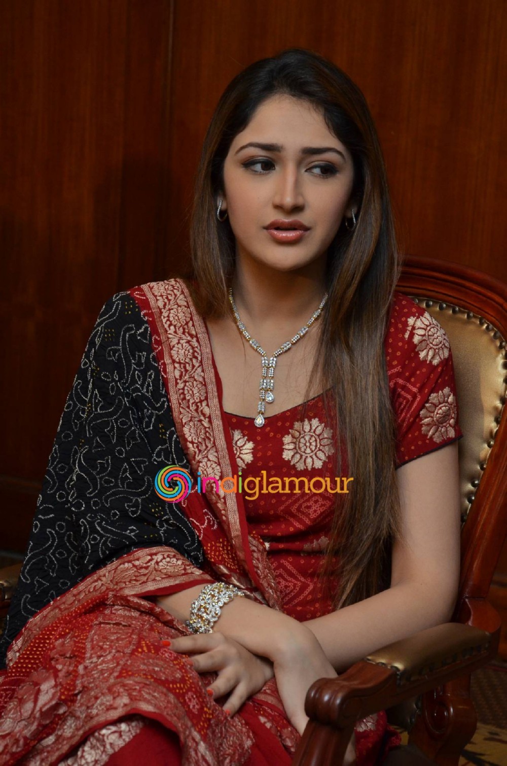 Sayesha Saigal Actress hd photo