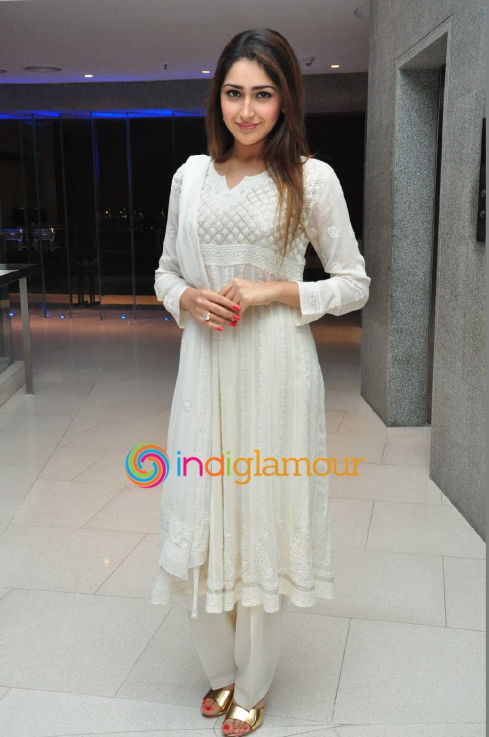 Sayesha Saigal Actress hd photo