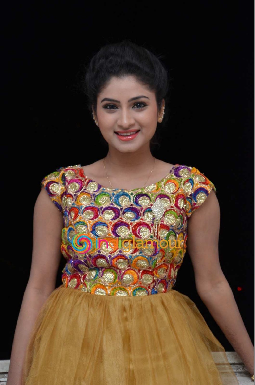 Vishnu Priya Actress hd photo