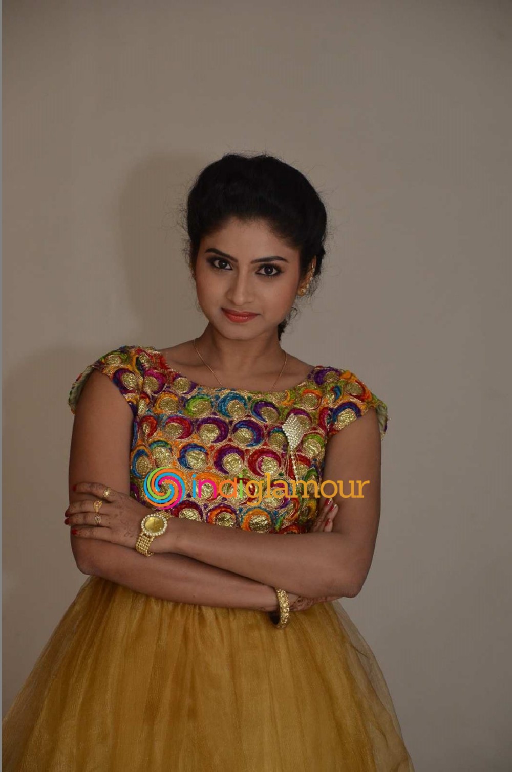 Vishnu Priya Actress hd photo