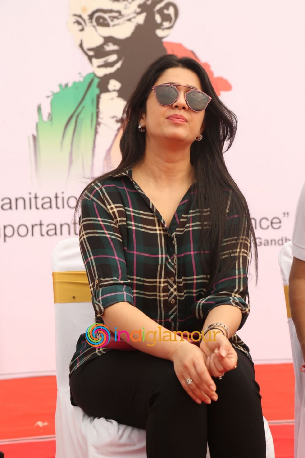 Charmy Kaur Actress hd photo