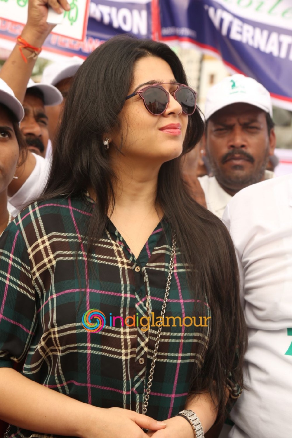 Charmi kaur Actress hd photo
