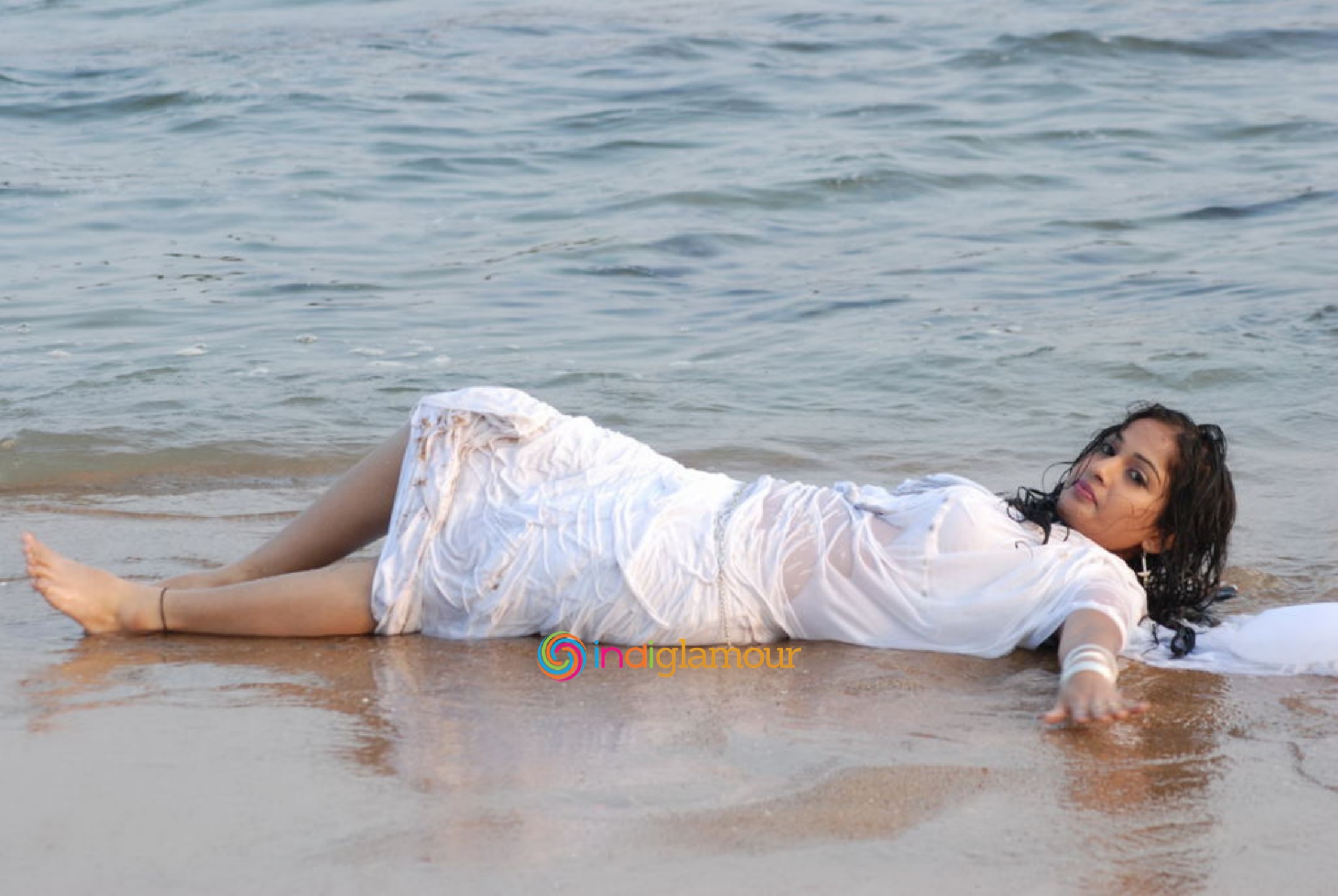 Madhavi Latha Actress hd photo