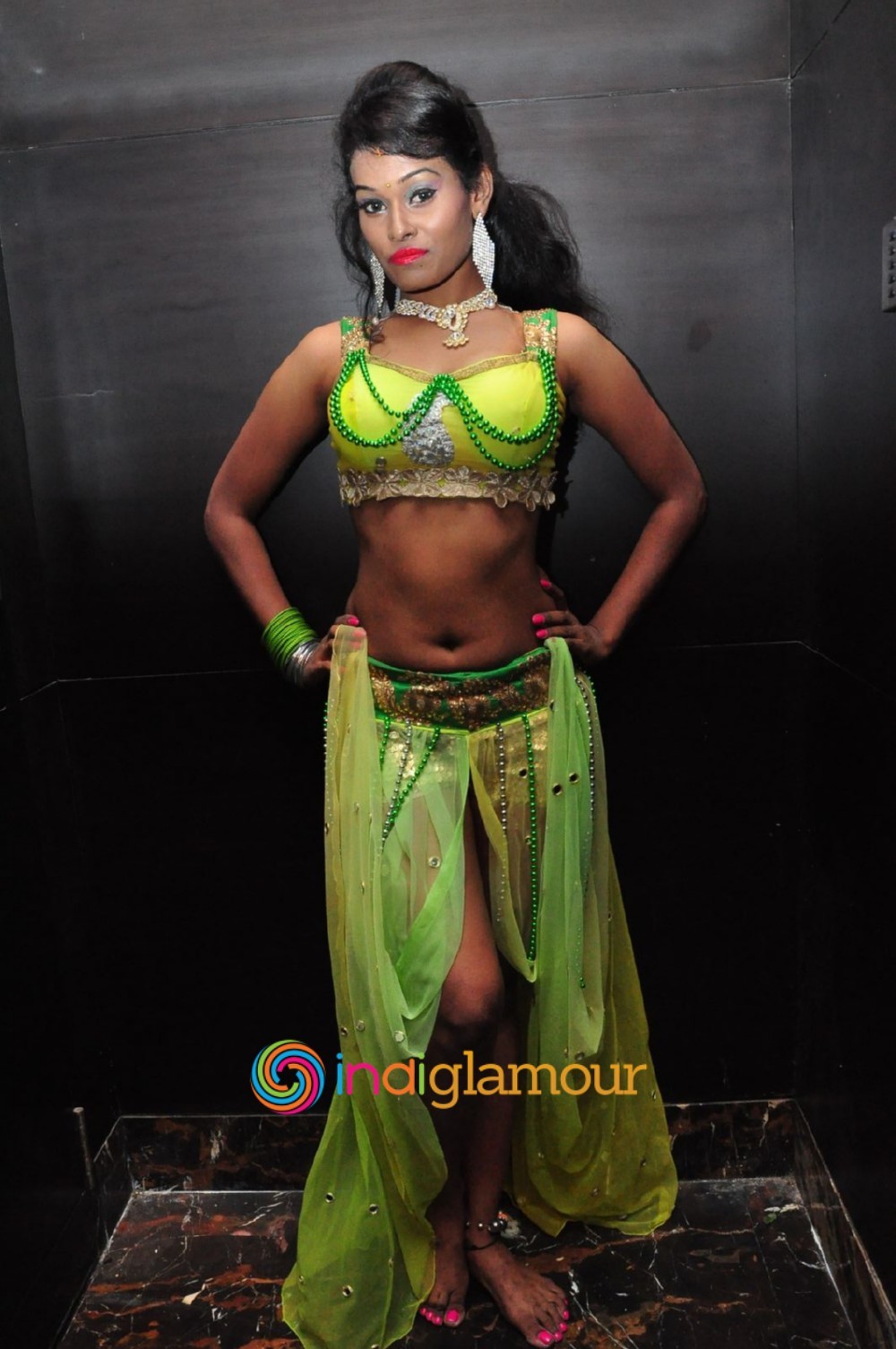Nisha Actress hd photo