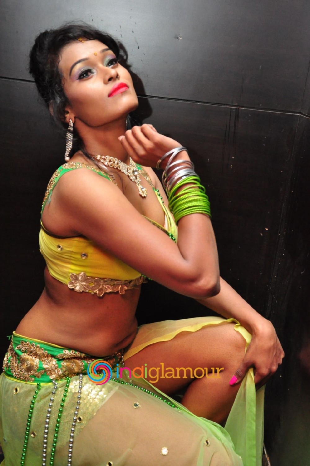 Nisha Actress hd photo
