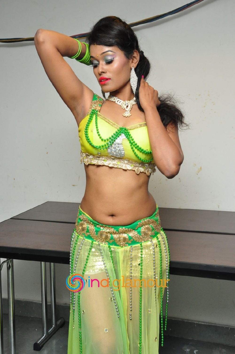 Nisha Actress hd photo