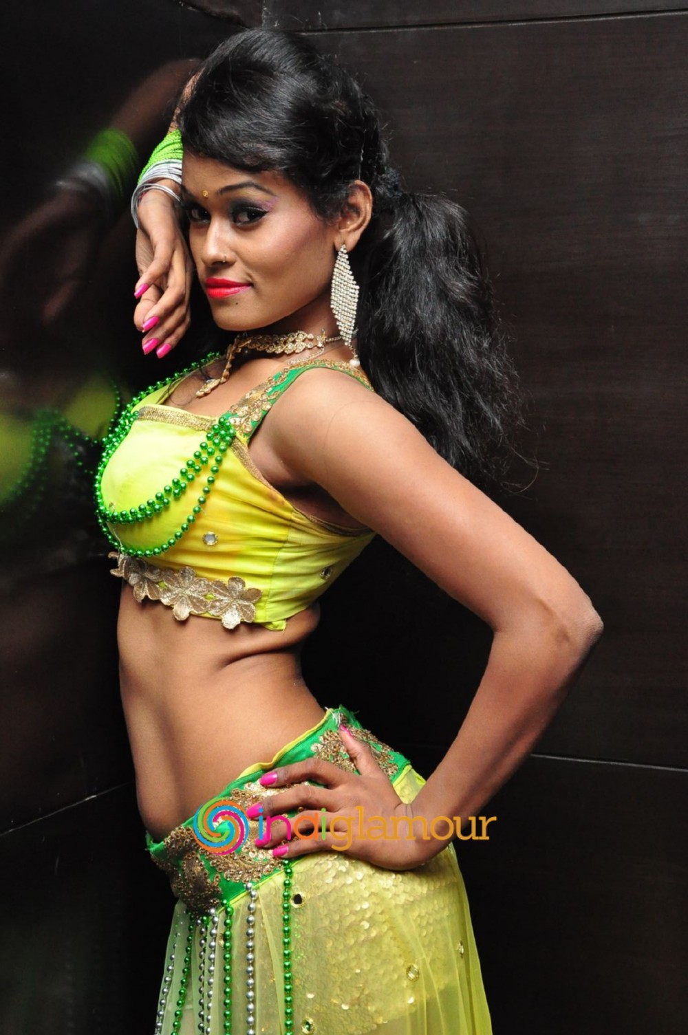 Nisha Actress hd photo