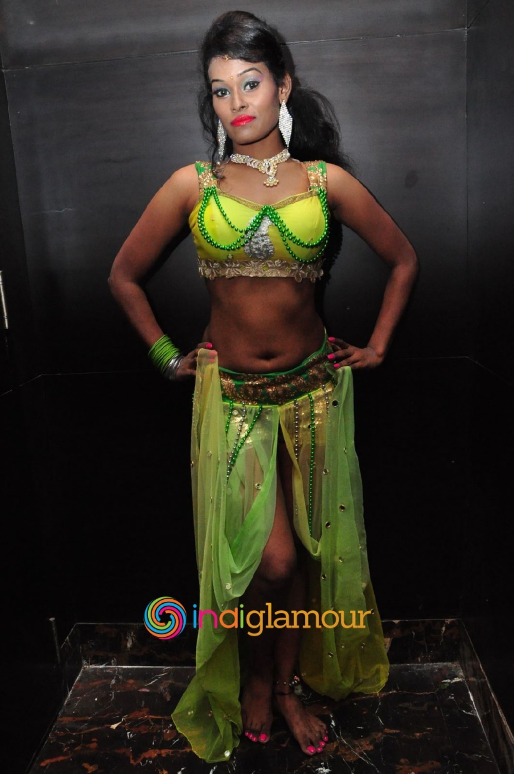 Nisha Actress hd photo