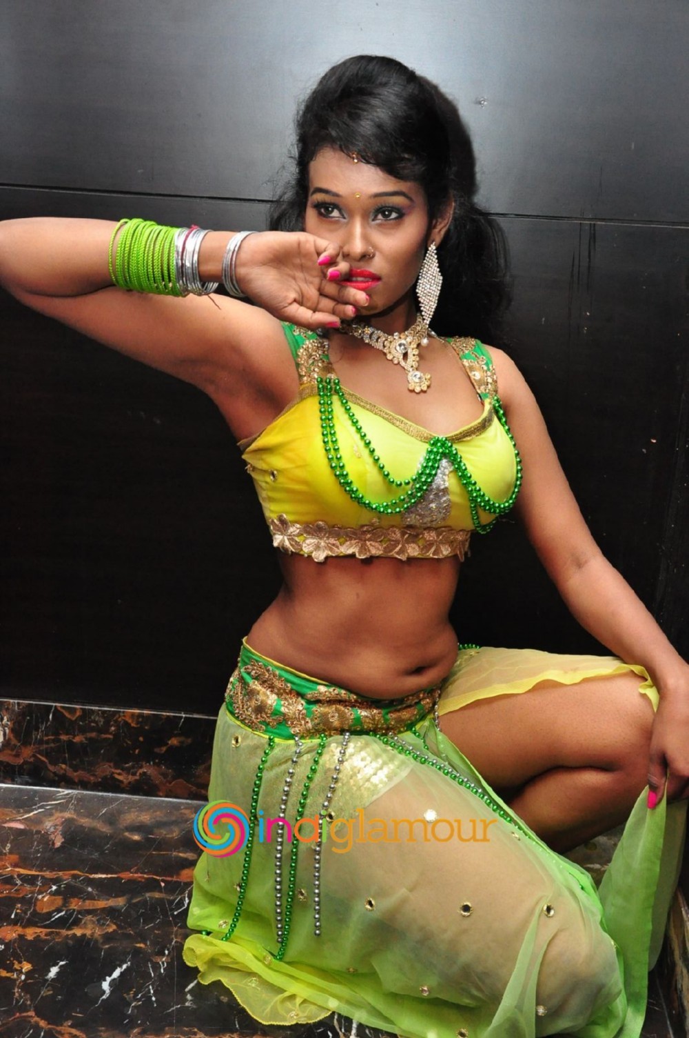 Nisha Actress hd photo