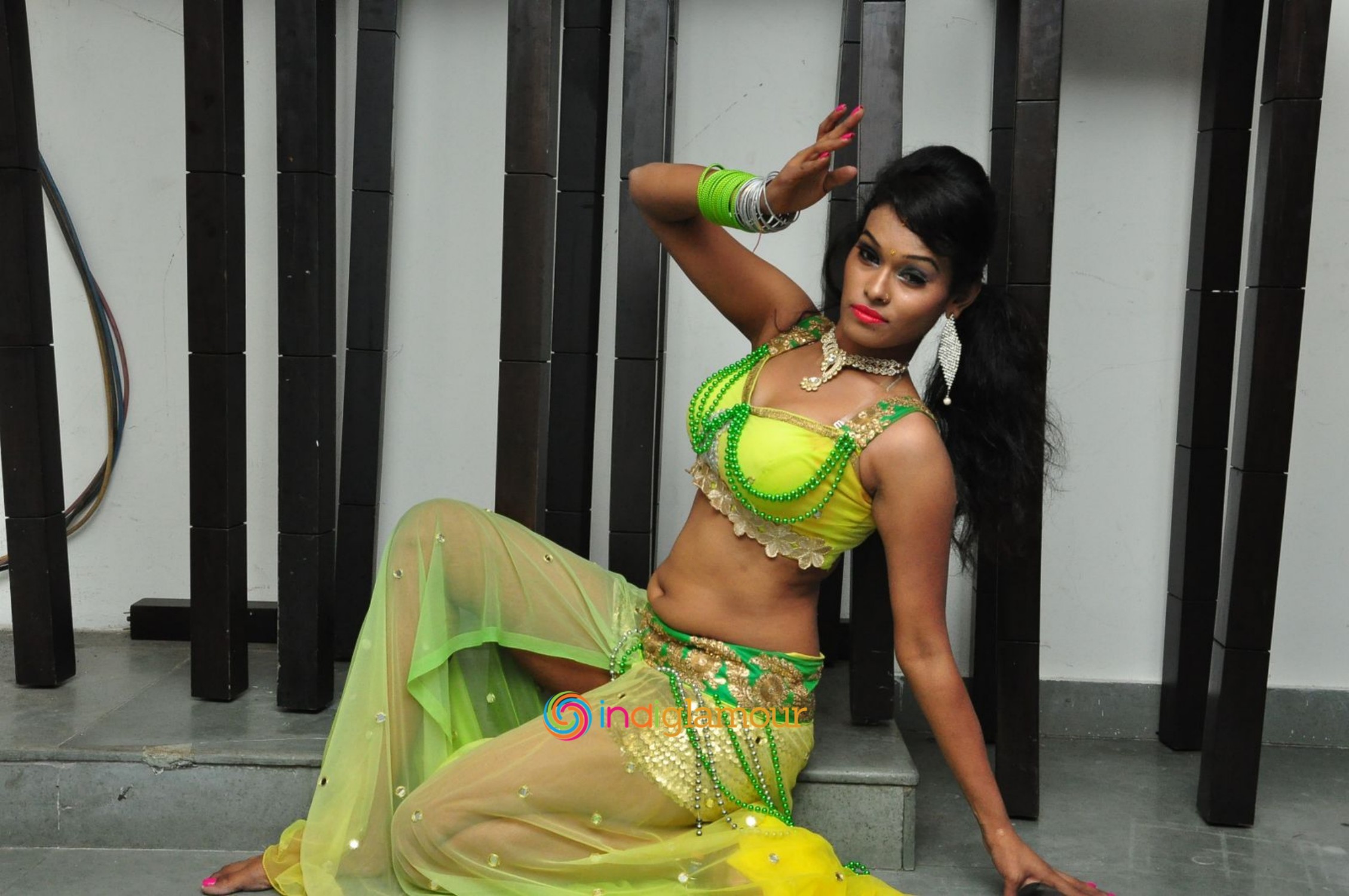 Nisha Actress hd photo