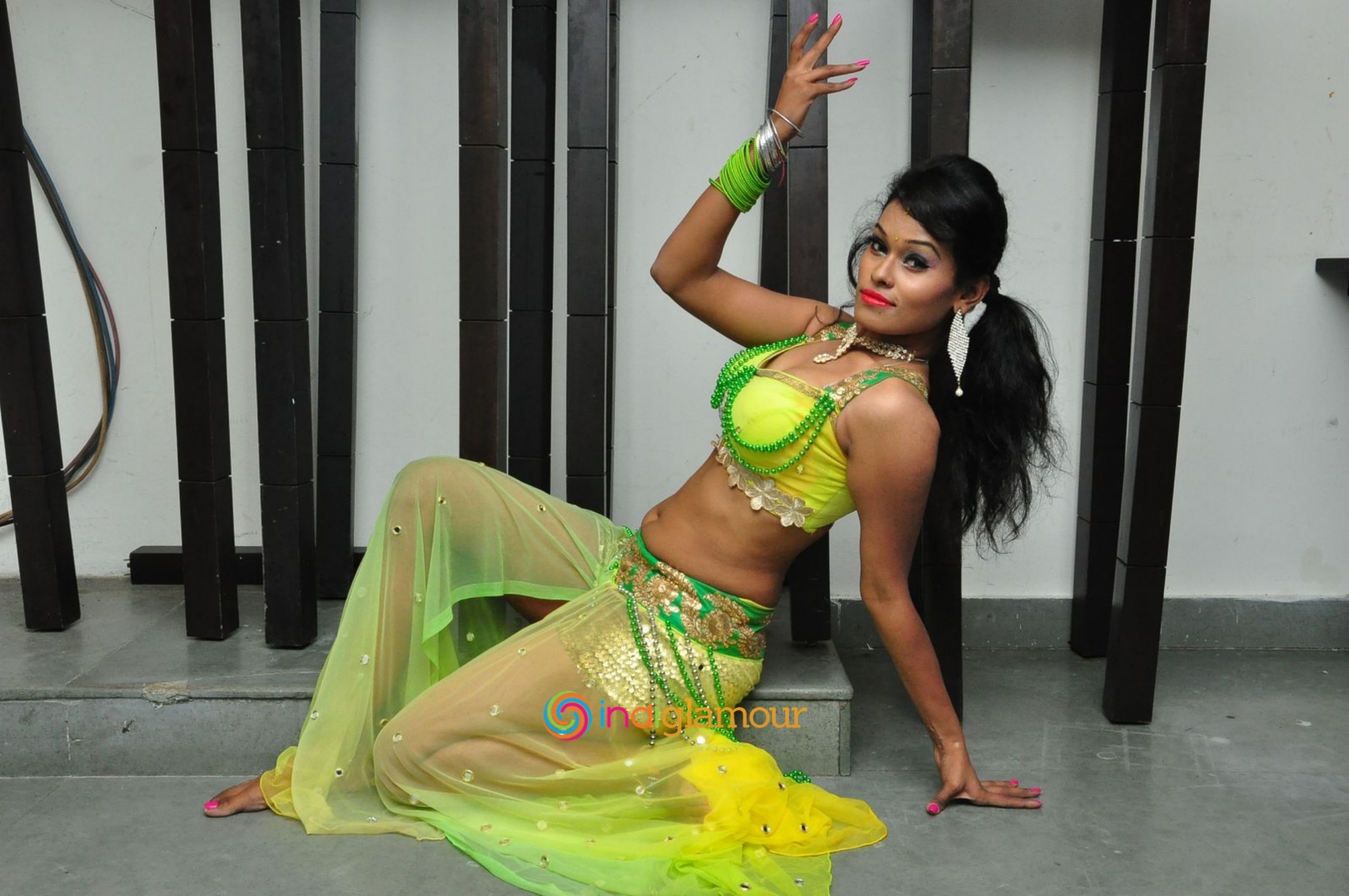 Nisha Actress hd photo