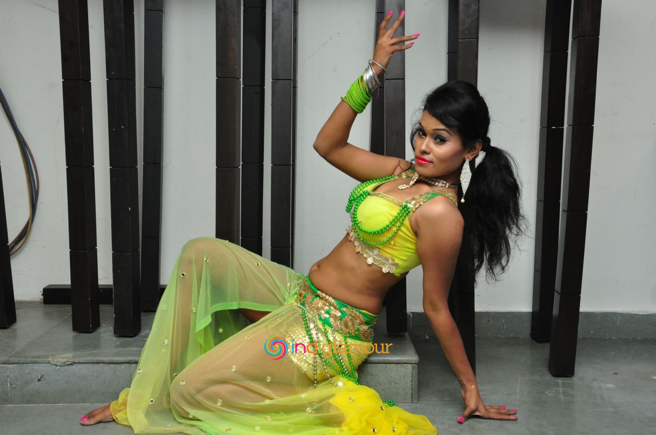 Nisha Actress hd photo