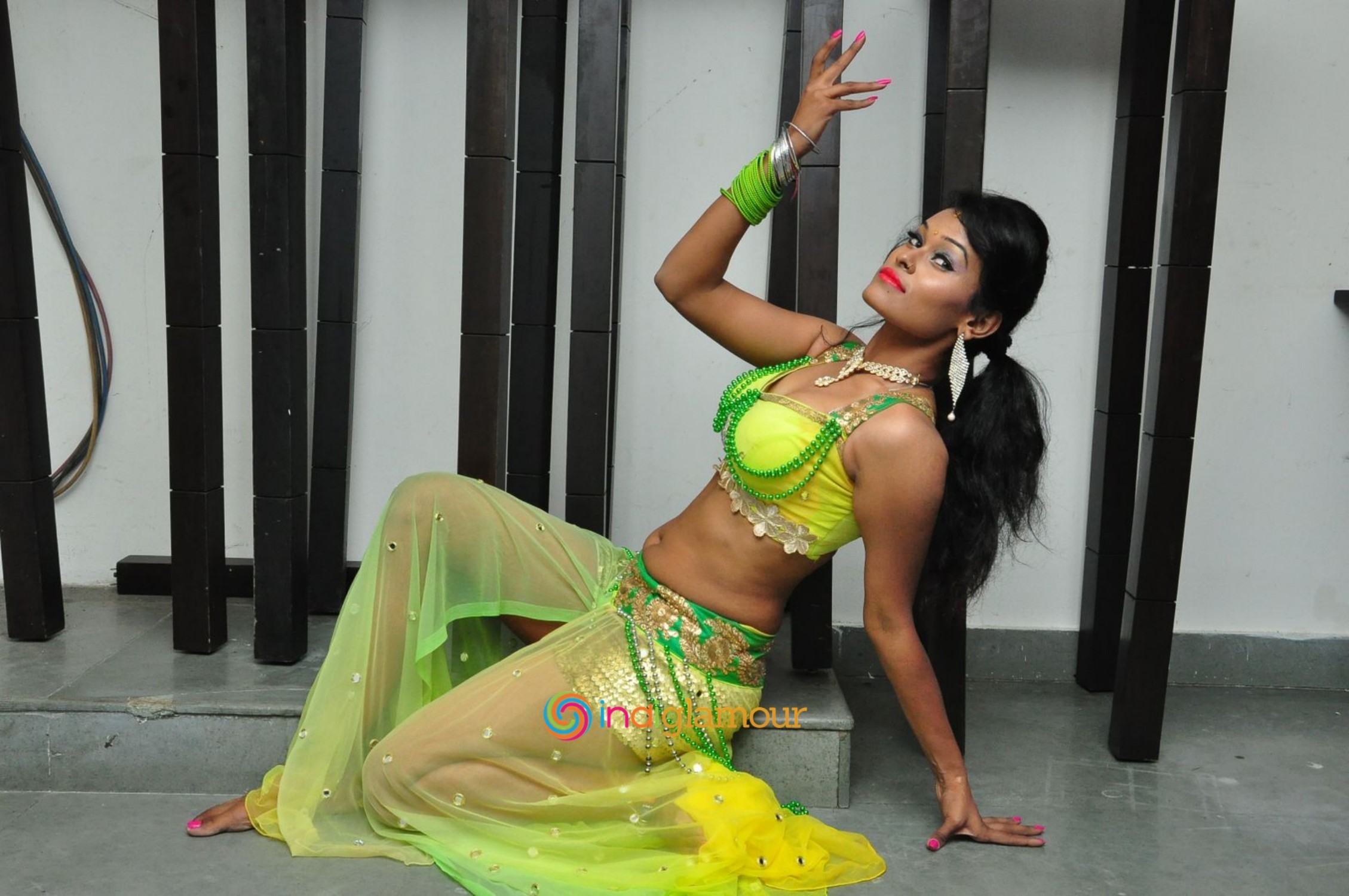 Nisha Actress hd photo