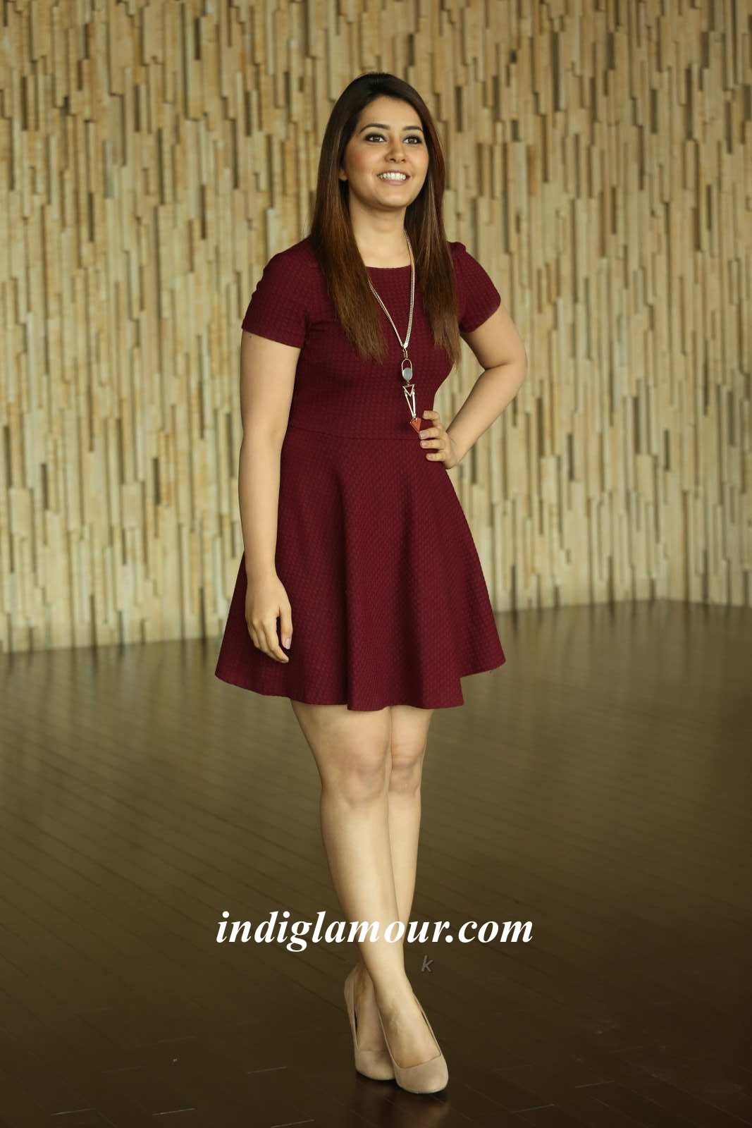 Rashi Khanna Actress hd photo