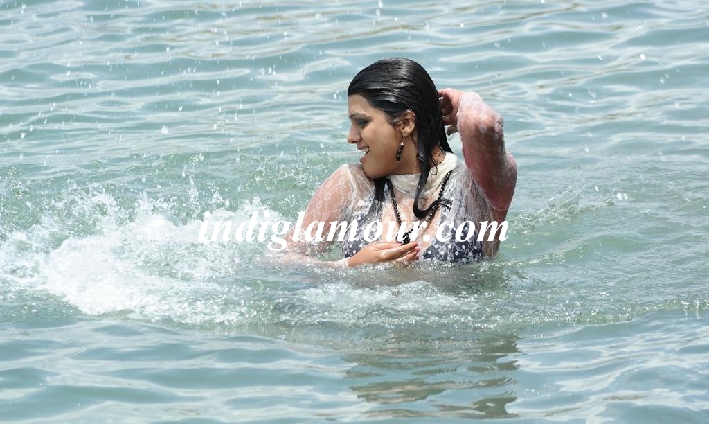 Tashu Kaushik Actress hd photo