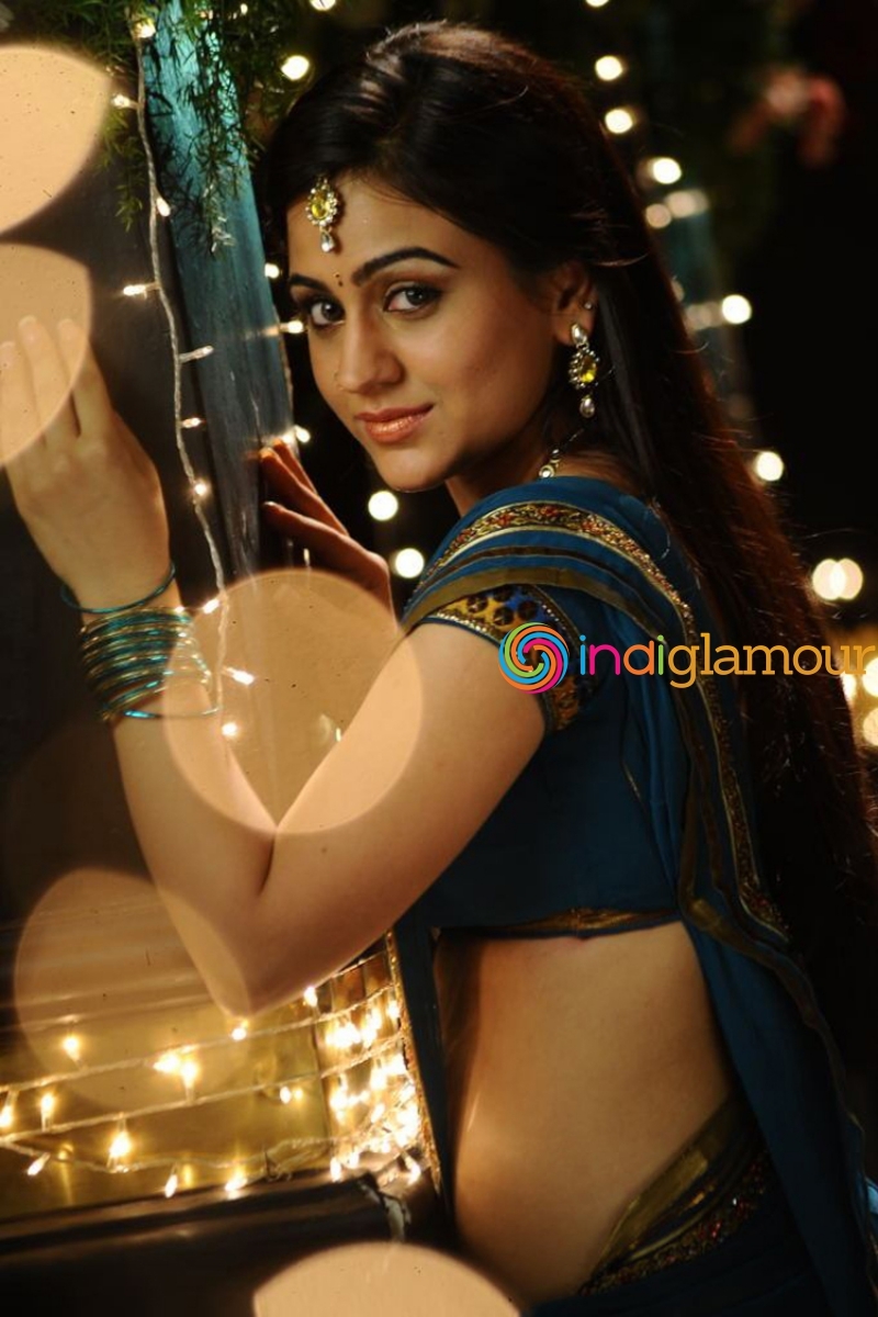 Aksha Pardasany Actress hd photo