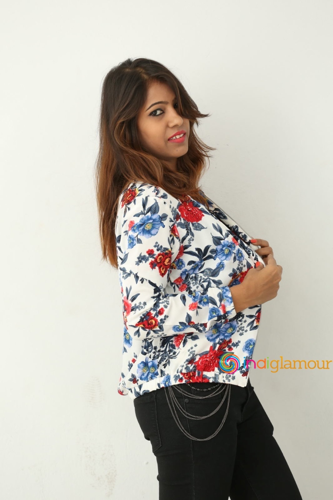 Darshana Actress hd photo