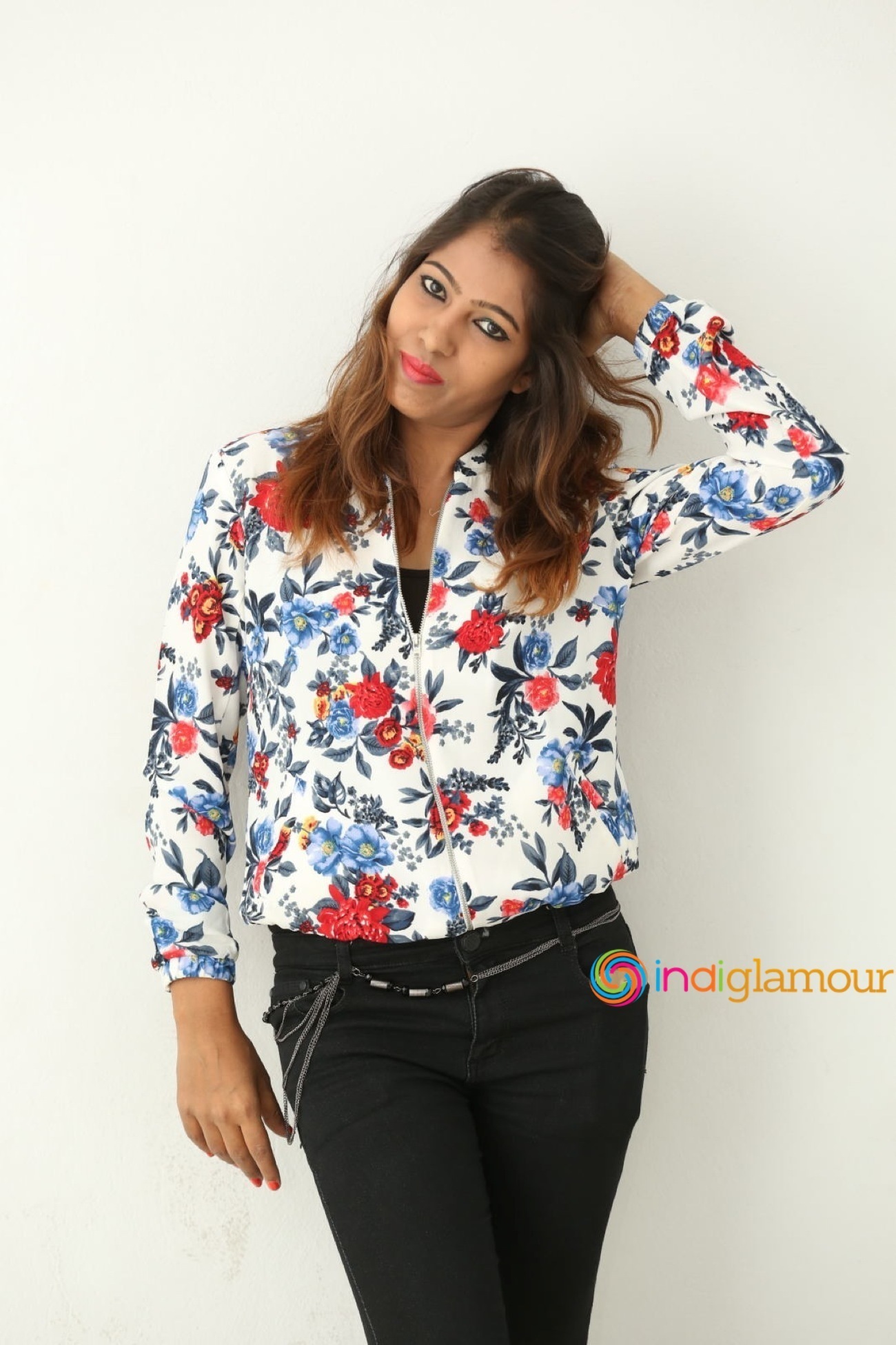 Darshana Actress hd photo