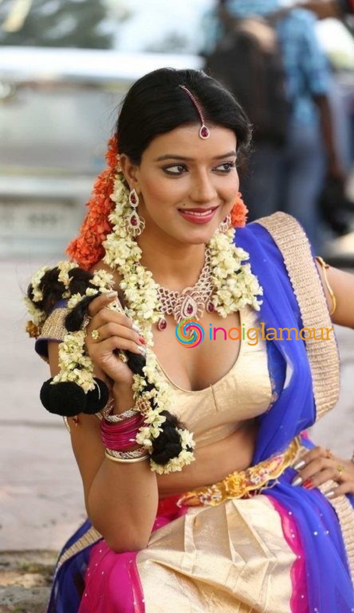 Manisha Singh Actress hd photo