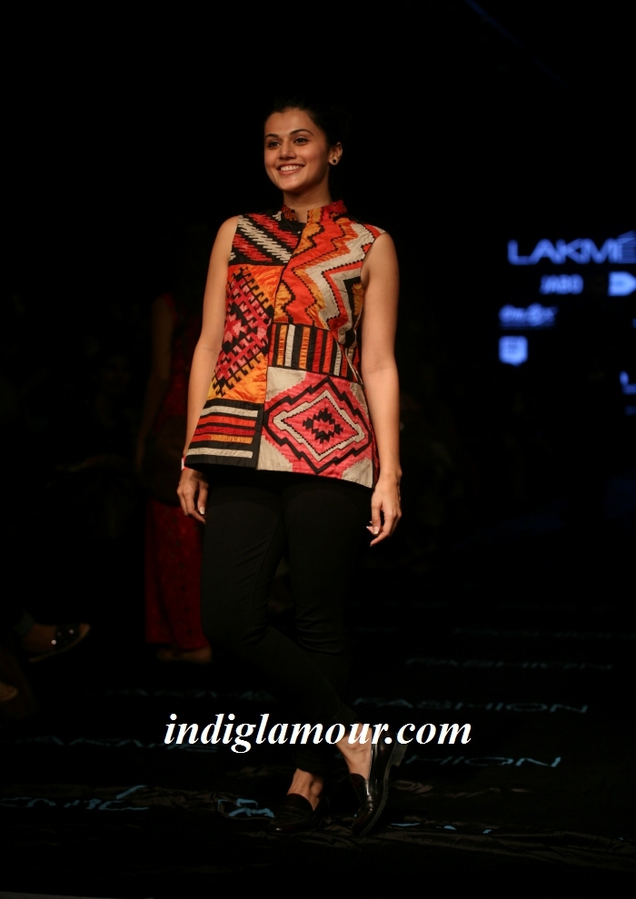 Taapsee Pannu Actress hd photo