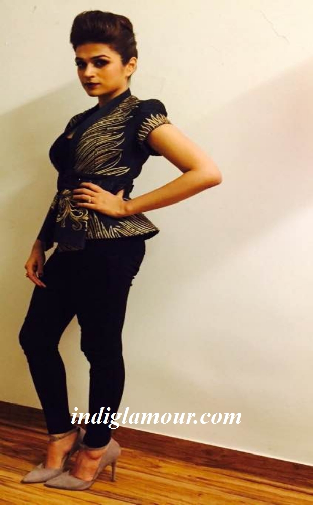 Shraddha Das Actress hd photo