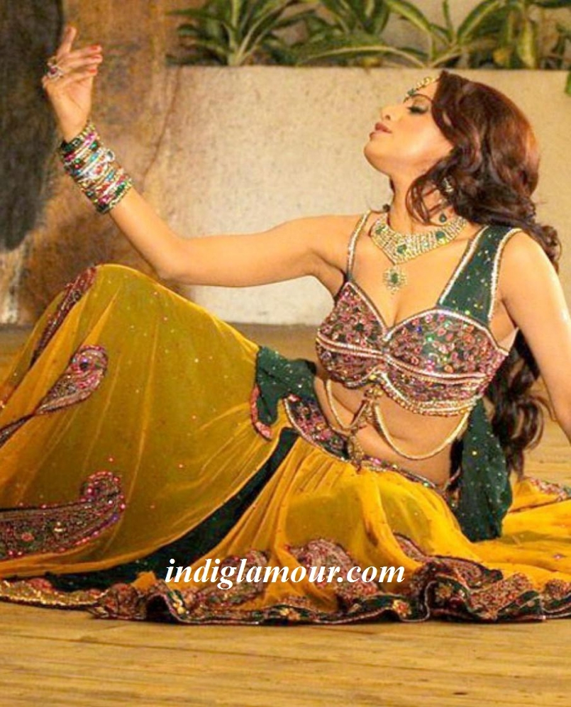 Udaya Bhanu Actress hd photo