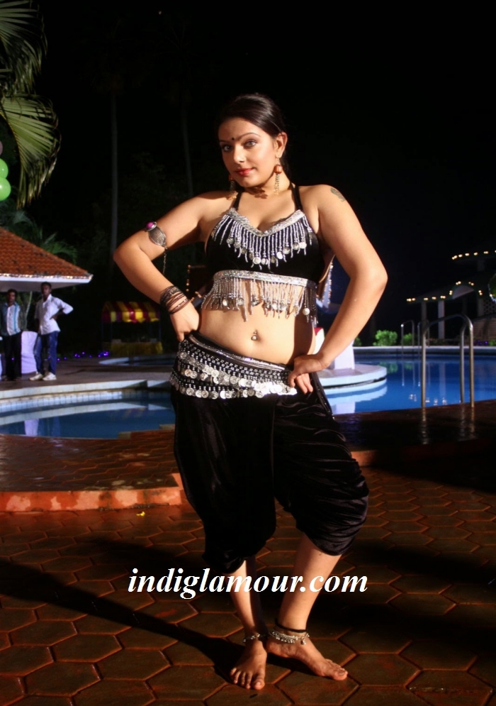 Reva Actress hd photo