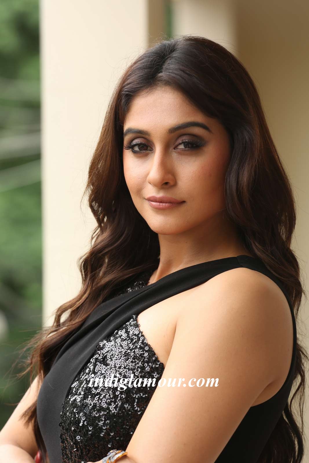 Regina Cassandra Actress hd photo