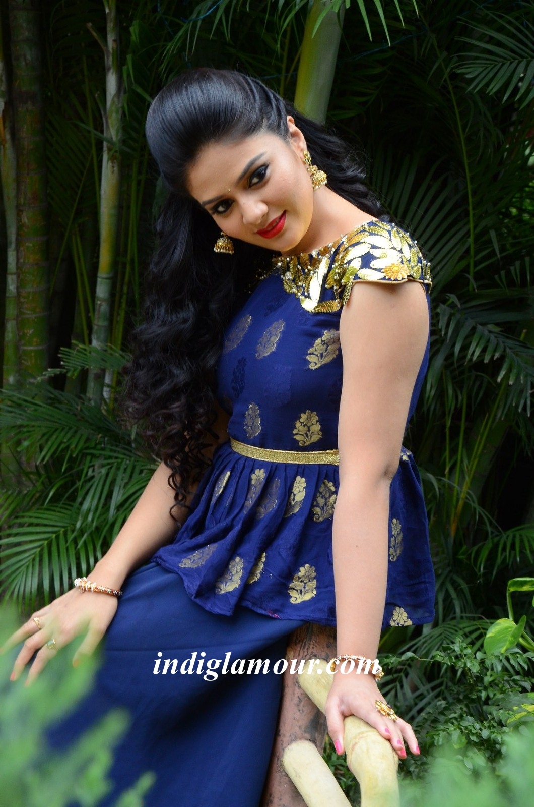 Sreemukhi Actress hd photo