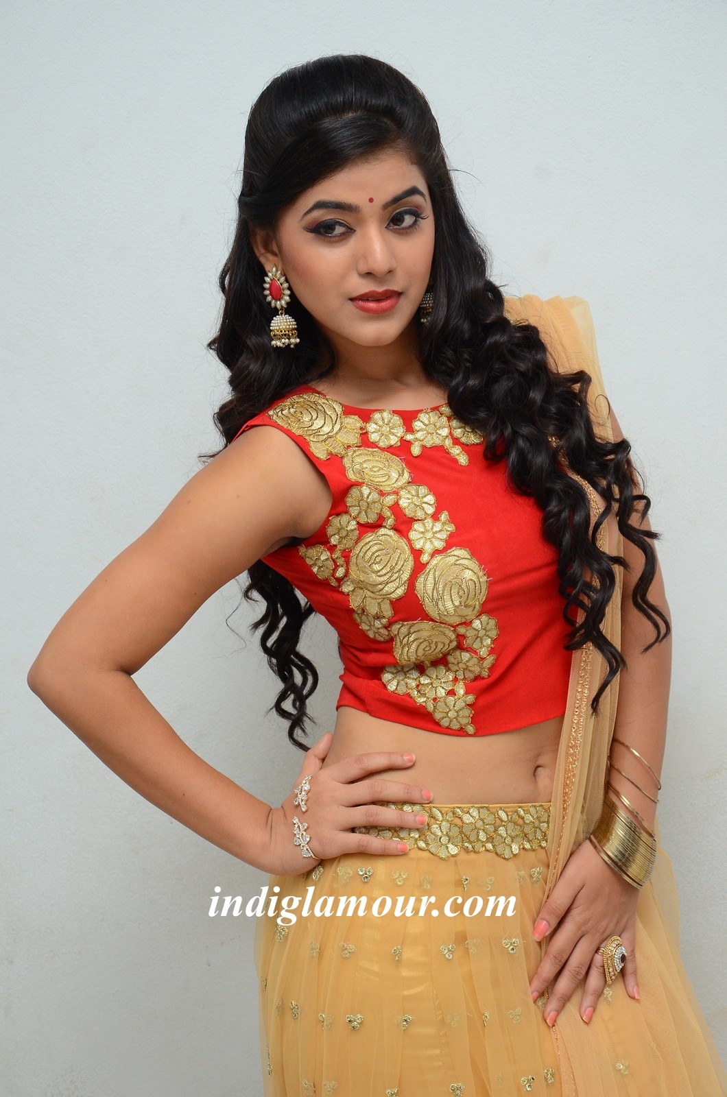 Yami Bhaskar Actress hd photo