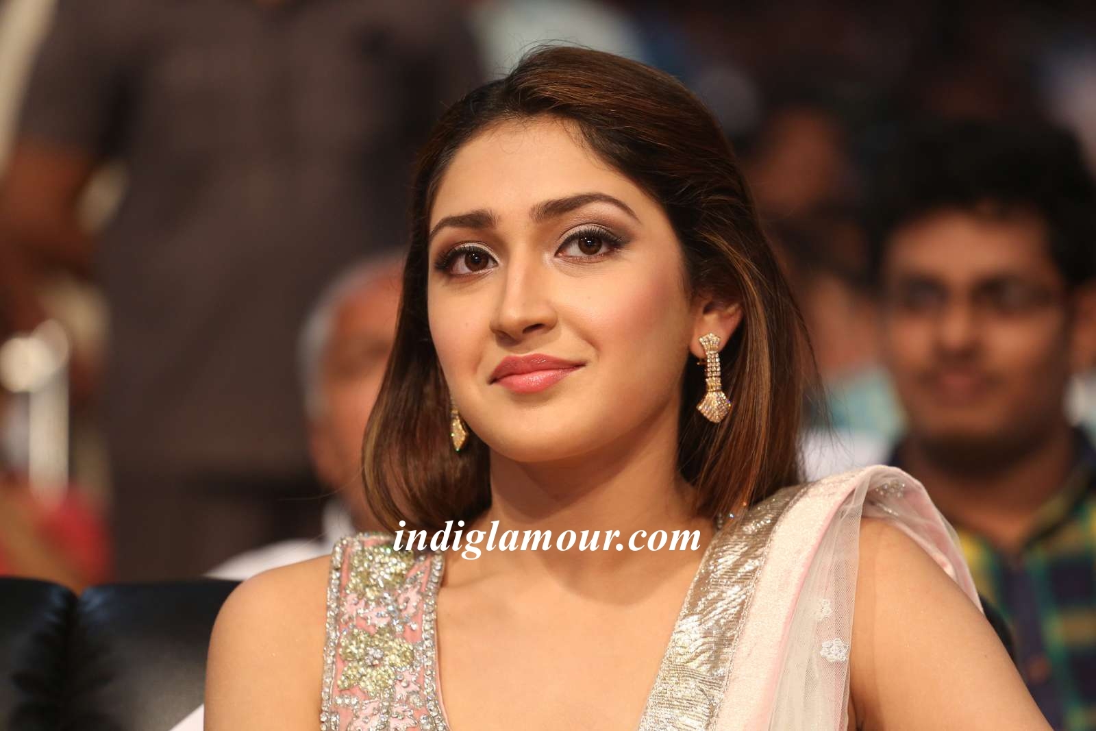 Sayesha Saigal Actress hd photo