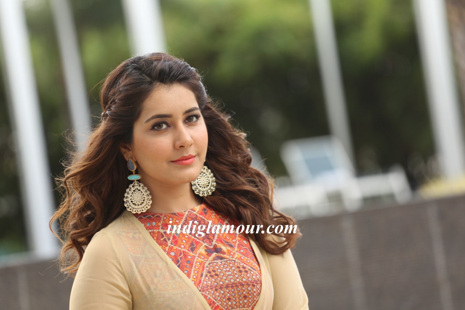 Rashi Khanna Actress hd photo