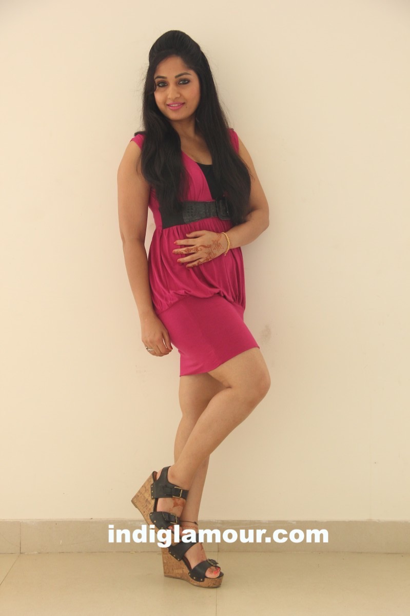 Madhavi Latha Actress hd photo