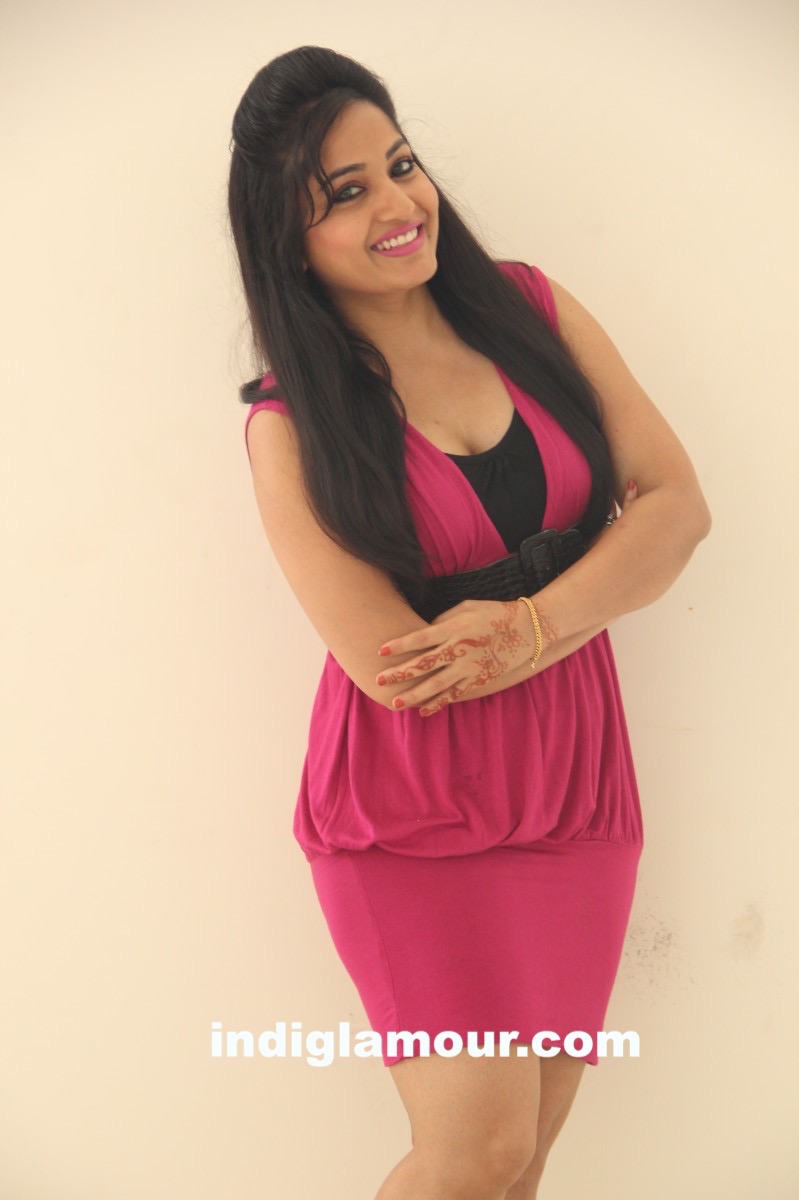 Madhavi Latha Actress hd photo