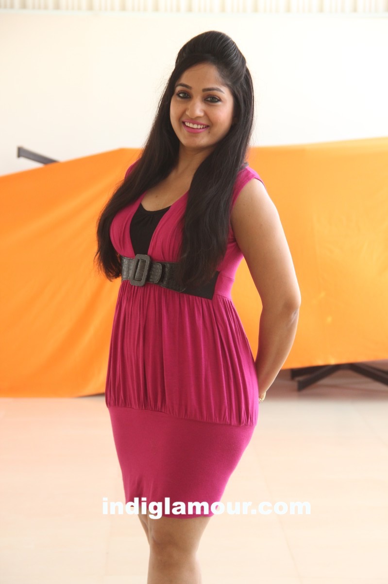 Madhavi Latha Actress hd photo