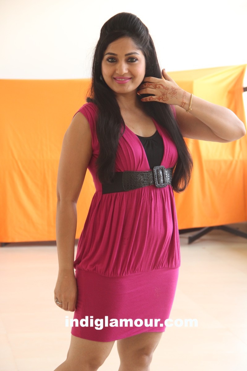 Madhavi Latha Actress hd photo
