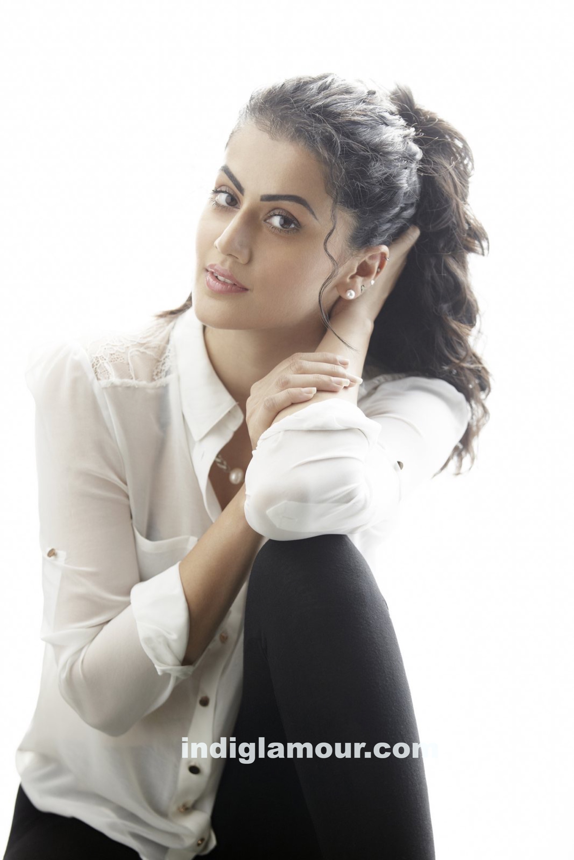 Tapsee Actress hd photo