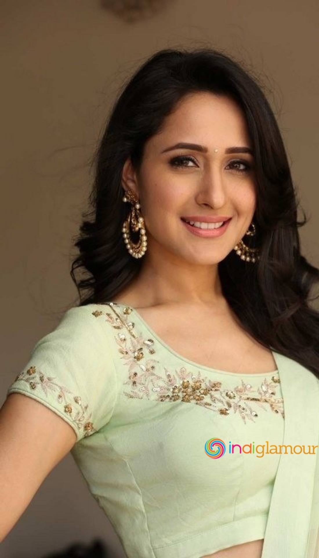 Pragya Jaiswal Actress hd photo
