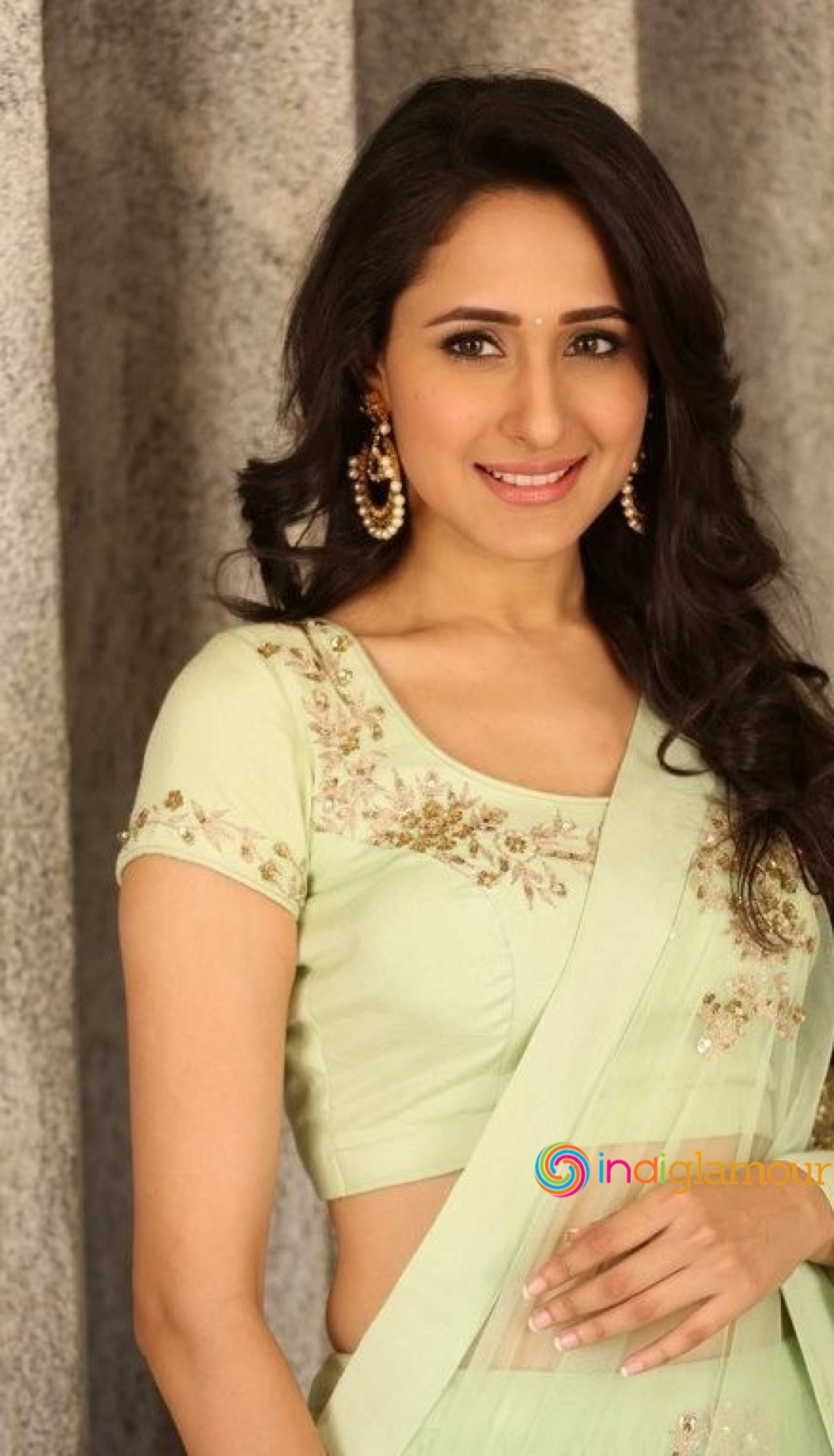 Pragya Jaiswal Actress hd photo