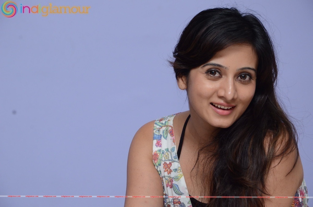 Harshika Poonacha Actress hd photo